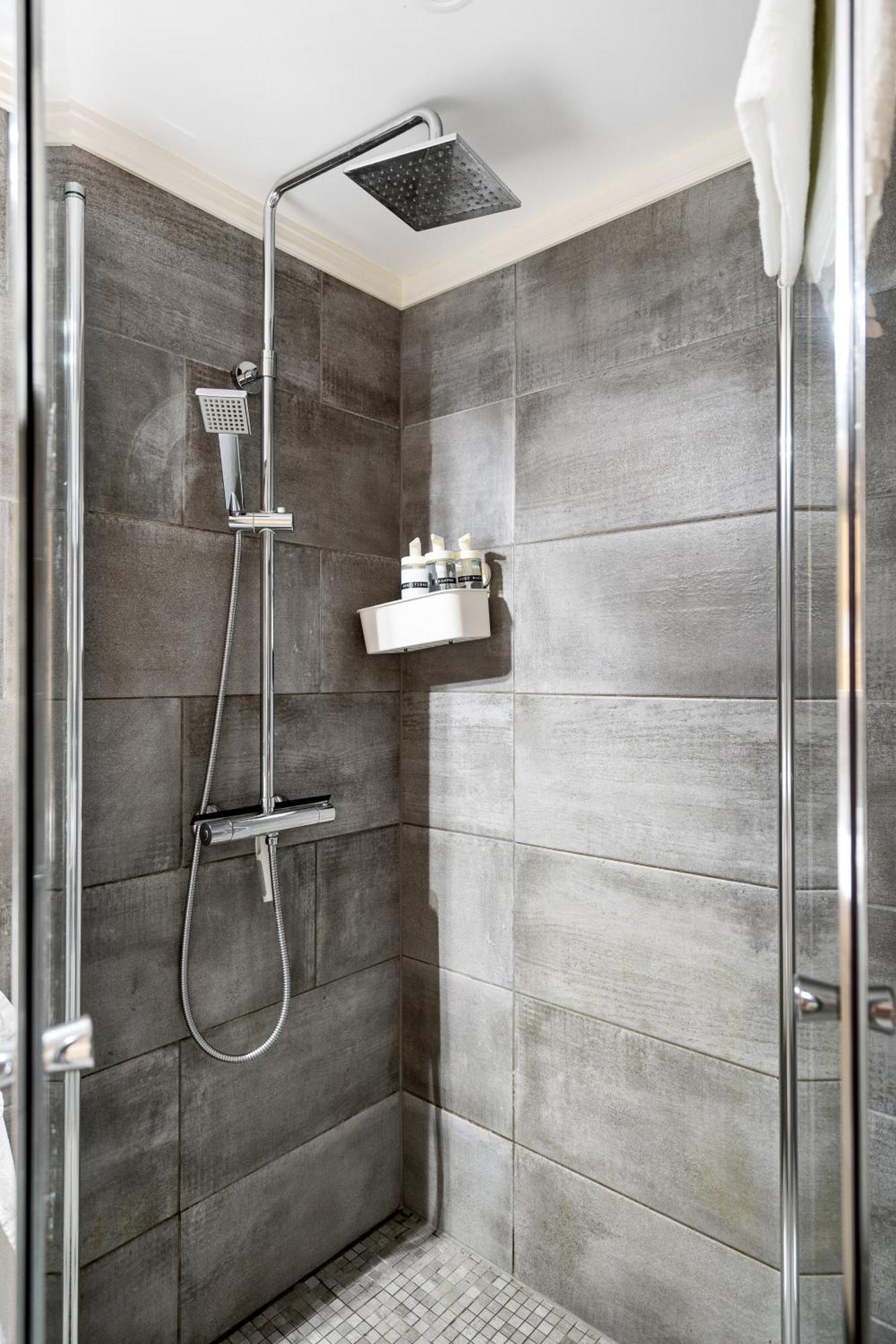 Solsiden Modern Stay: King Beds, Private Entry Trondheim Extérieur photo