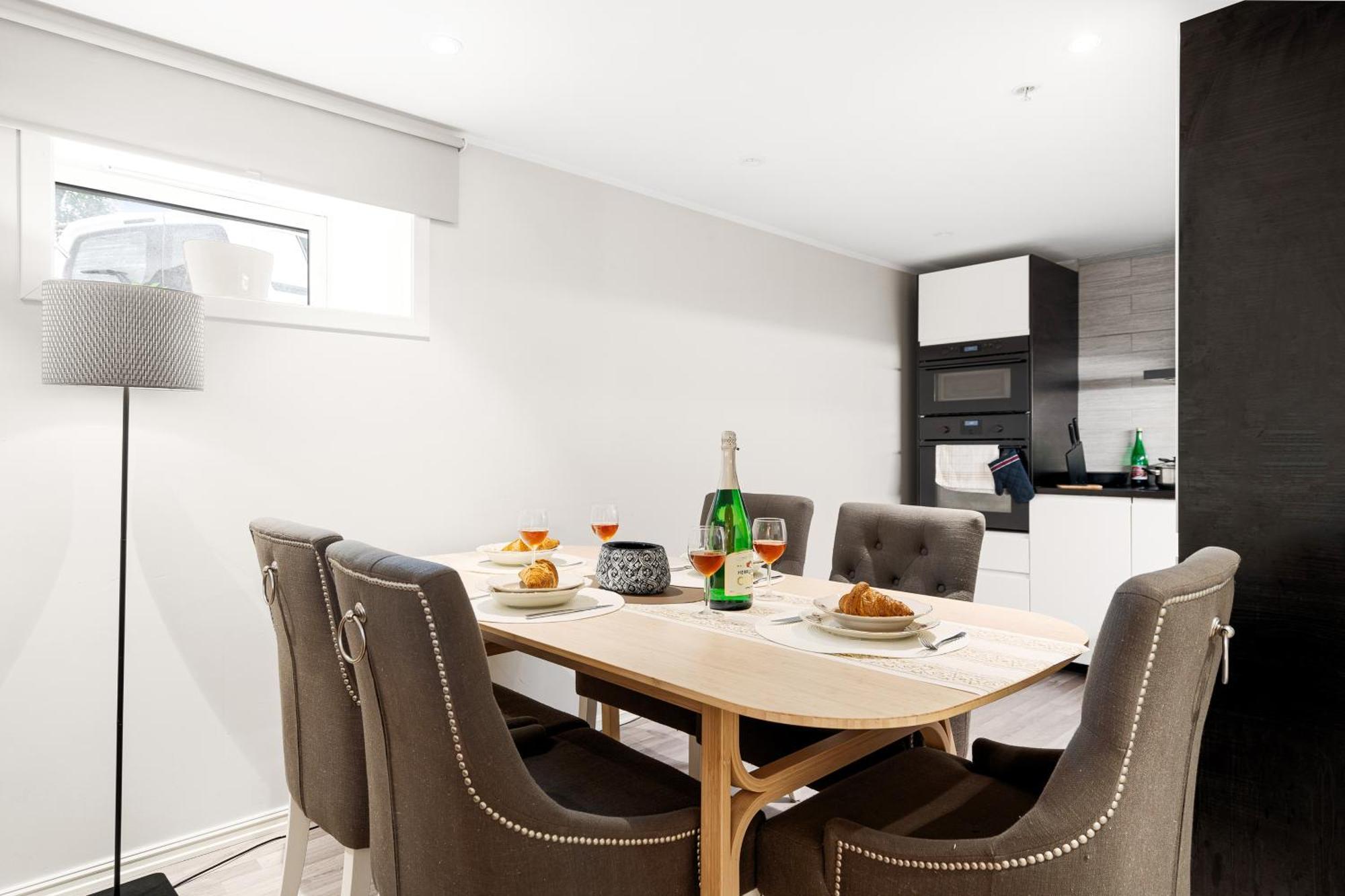 Solsiden Modern Stay: King Beds, Private Entry Trondheim Extérieur photo