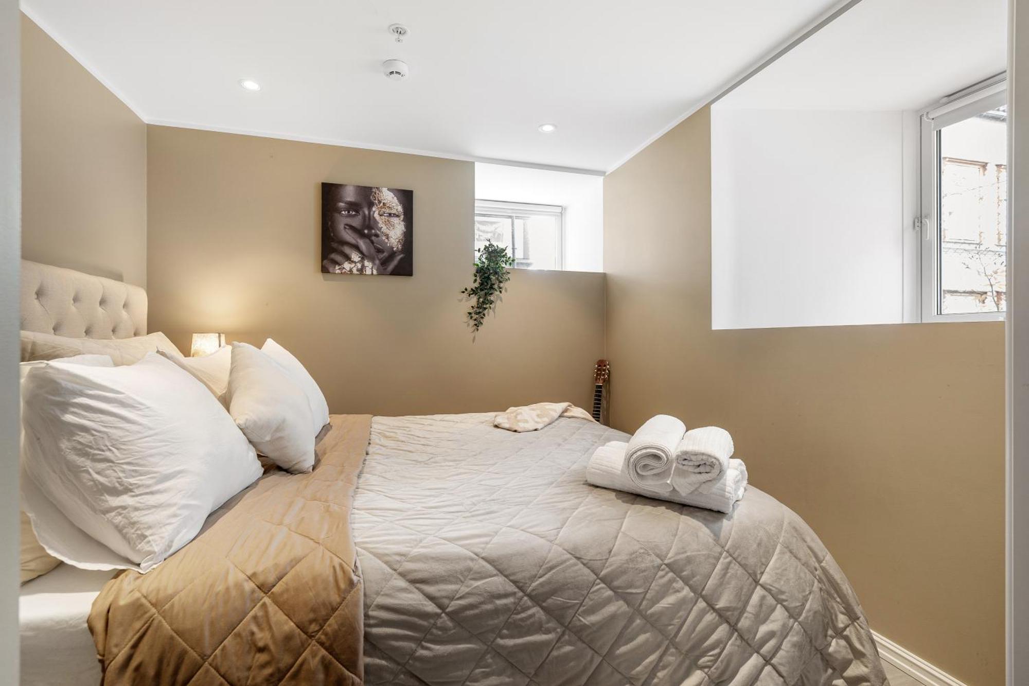 Solsiden Modern Stay: King Beds, Private Entry Trondheim Extérieur photo